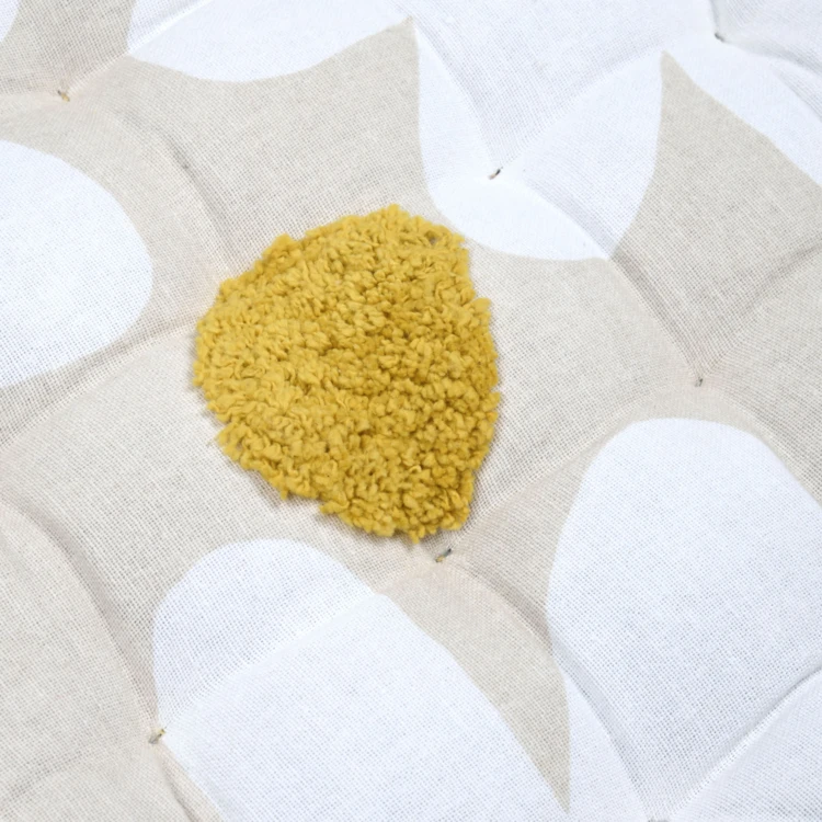 Galette de chaise en polycoton capitonnée à motif marguerites