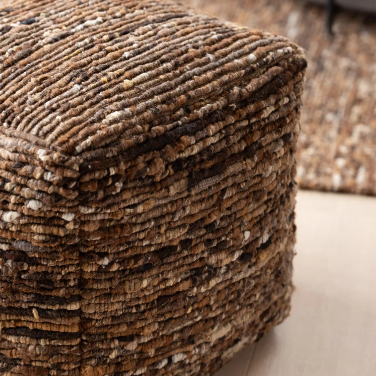 Pouf tissé en laine