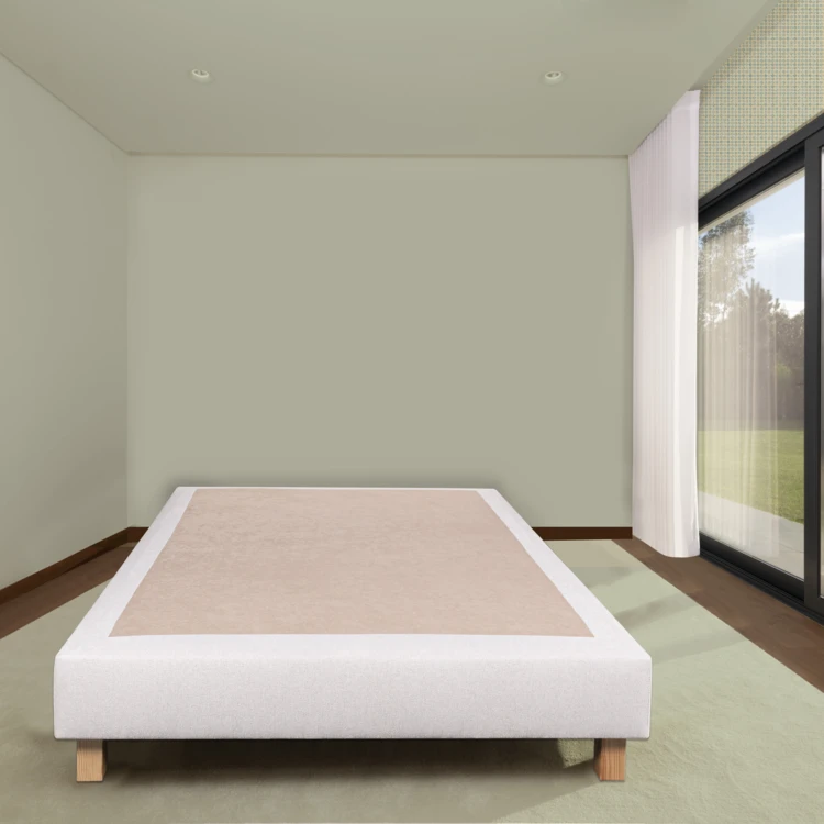 Polsterbettgestell aus Massivholz in Beige mit Füßen