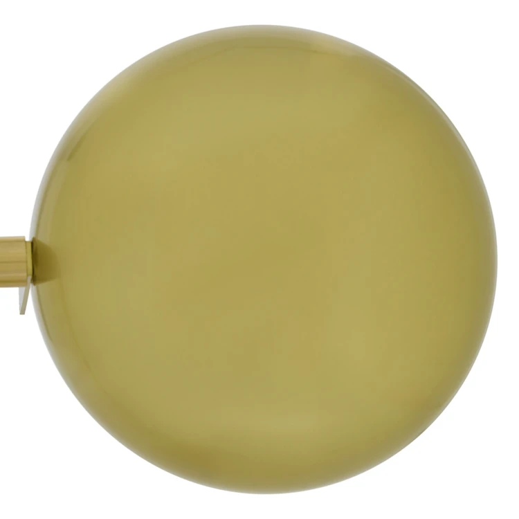 Lampada da tavolo in metallo con paralume arrotondato