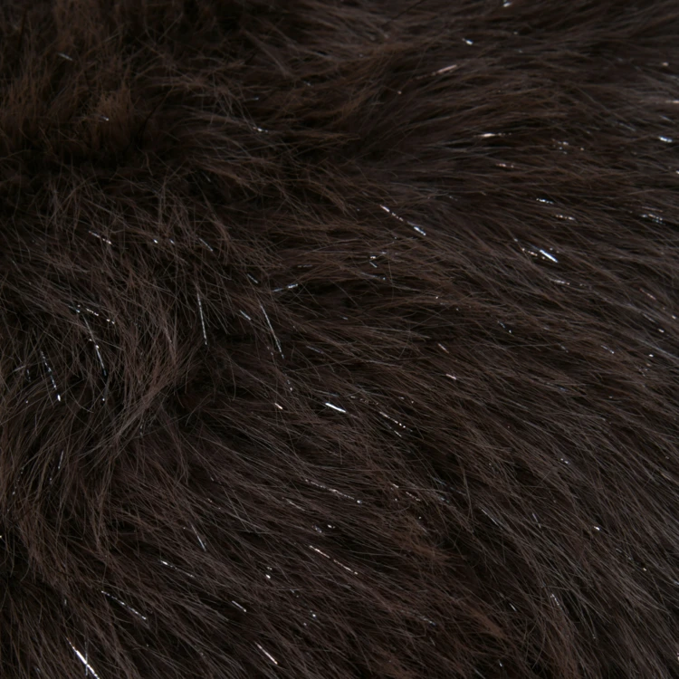 Coussin rond à poils longs