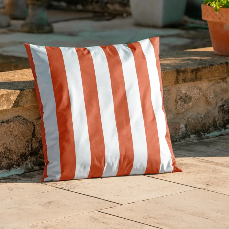Coussin imperméable déhoussable à rayures