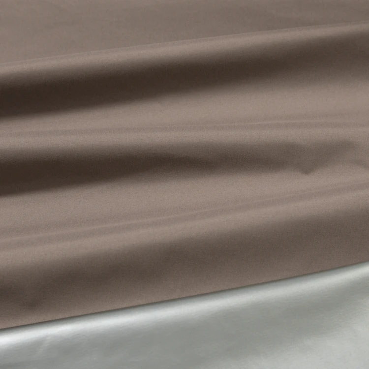 Tissu uni doublure occultante et isolante