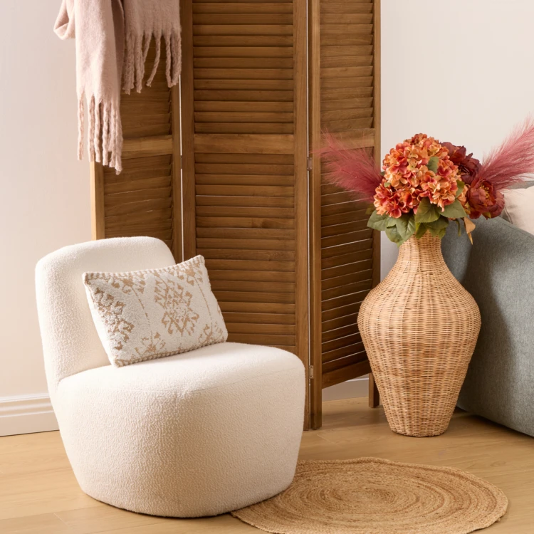 Sillón calefactor con asiento blando y respaldo redondeado