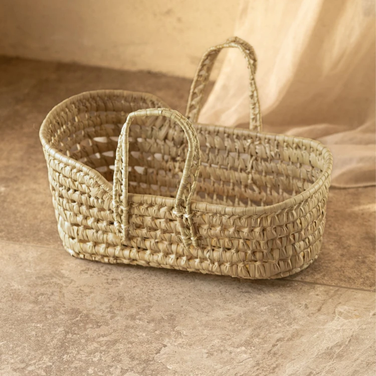 Couffin osier vintage pour poupée