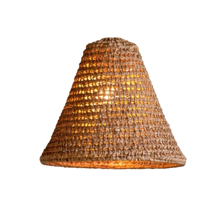 Paralume a cono con foglie di palma