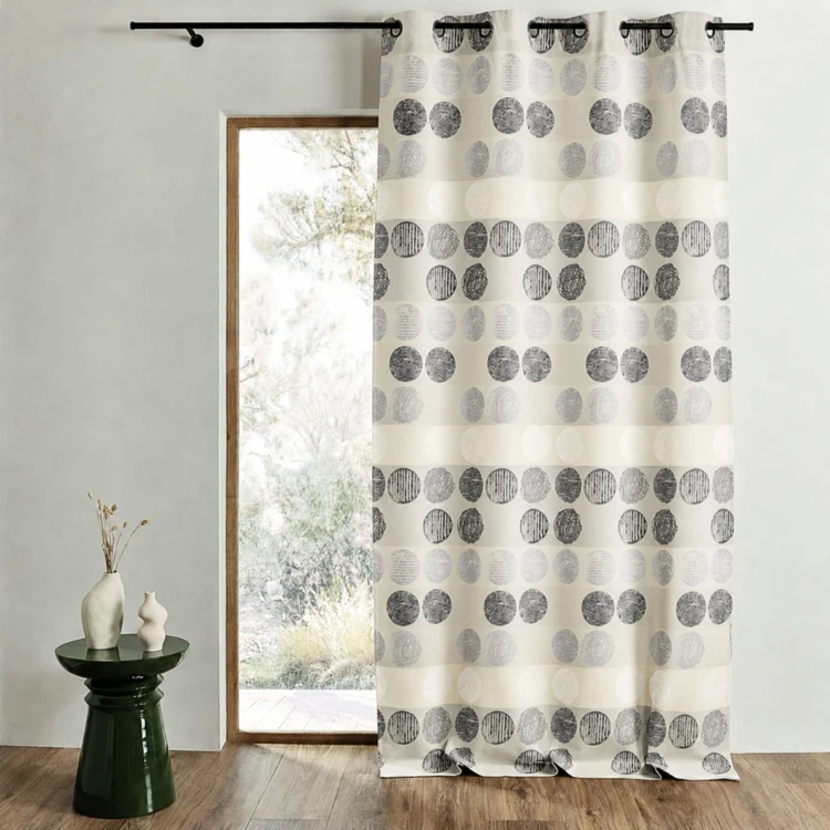 Cortina en Jacquard a Rayas Horizontales con Lunares