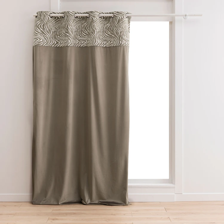 Rideau tamisant à œillets en velours avec bandeau jacquard zébré