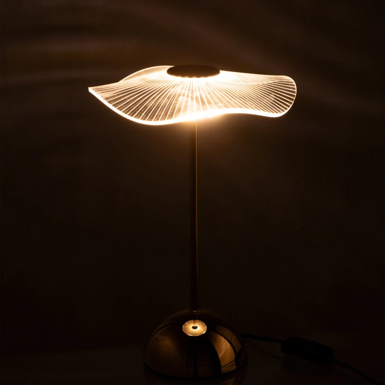 Lampe de table LED en métal effet fleur