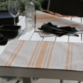 Waschbare Tischsets mit feinen Streifen