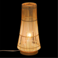 Lámpara de mesa de bambú