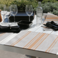 Waschbare Tischsets mit feinen Streifen