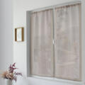 Par de cortinas con hilos tejidos plateados