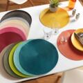 Rundes und farbenfrohes Tischset