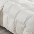 Warme Bettdecke aus Federchen und Daunen